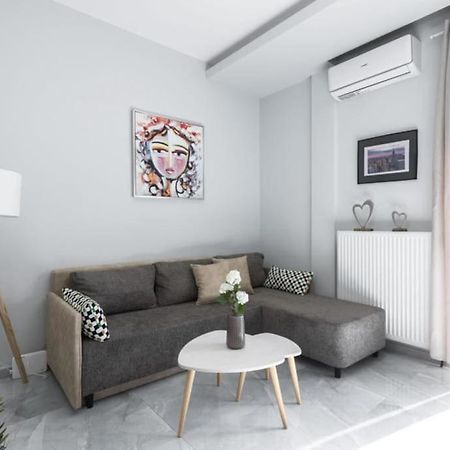 Soleggiato Minimal Apartment Thessalonique Extérieur photo