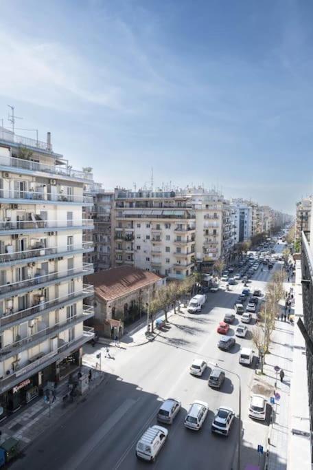 Soleggiato Minimal Apartment Thessalonique Extérieur photo