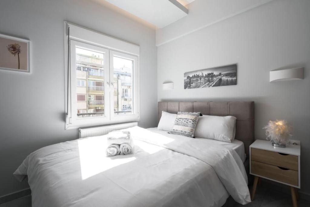 Soleggiato Minimal Apartment Thessalonique Extérieur photo