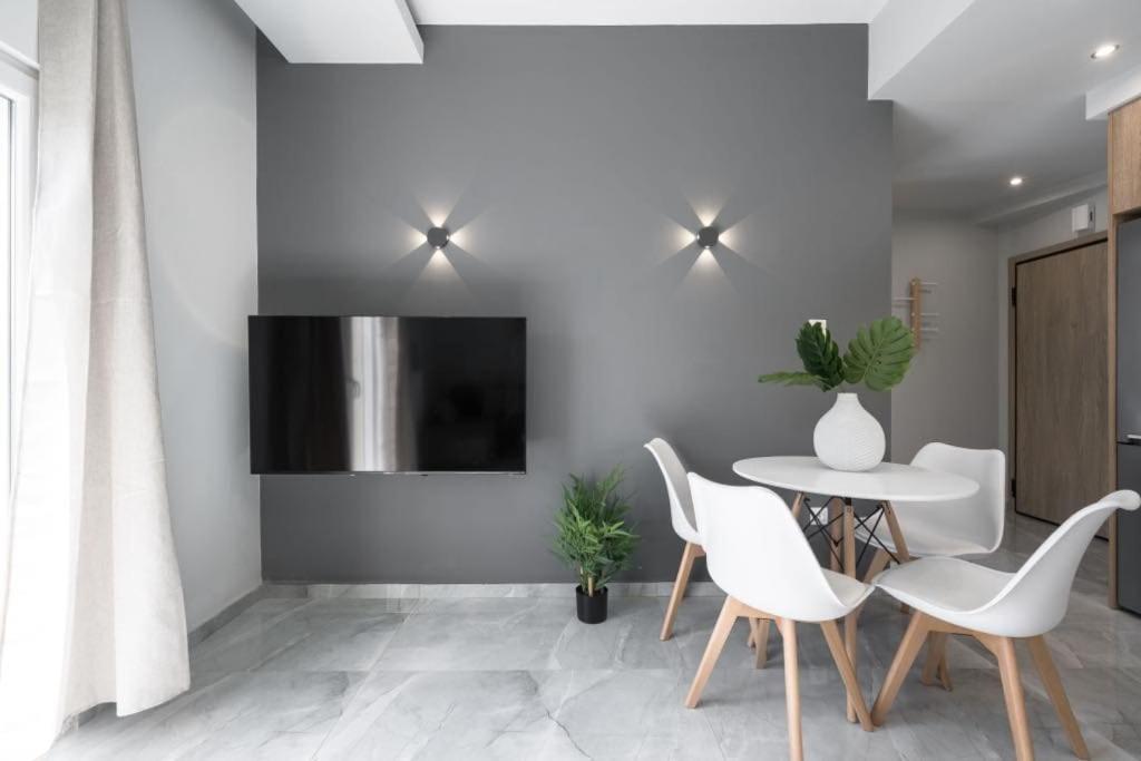 Soleggiato Minimal Apartment Thessalonique Extérieur photo